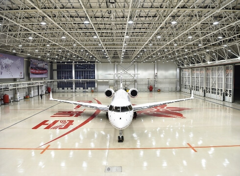 Aircraft hangar maintenance warehouse1