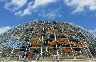 What factors affect the price of spherical space frame structure?