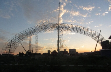 The space frame structure is suitable for large-span construction projects