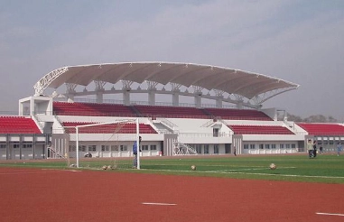 The characteristics of the stadium stand roof canopy membrane structure