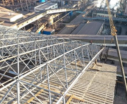 Steel space frame structure construction