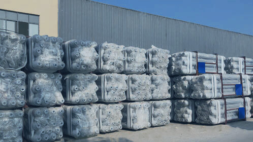 SAFS company offer the service of production, packing and transport for you, mostly in ocean freight.